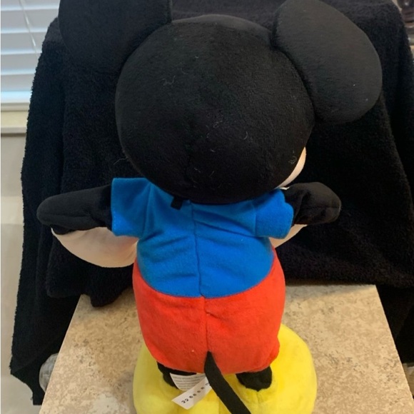 Mickey Mouse Clubhouse Motorized Hot Diggity Sing, Dance and Play Disney Hot Dog - Picture 3 of 12